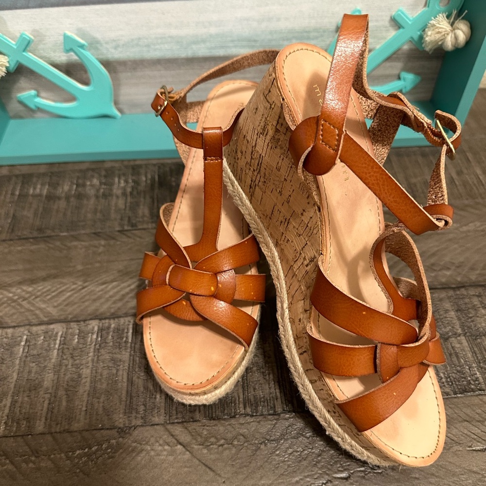 Madden Girl Wedges🌺 - Picture 14 of 16